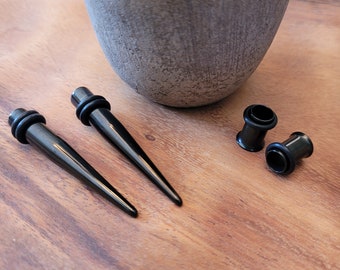 Pair 1g 7mm Black Steel Tapers and Black Titanium Single Flare Tunnels Ear Stretching Kit Gauges Gauging 1 gauge plugs