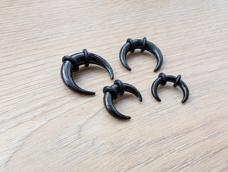Set of 8g 10g 12g 14g Black Steel Pinchers for Septum Stretching Kit Ears Buffalo Tapers Horseshoe Gauges Gauging 3mm 2.4mm 2m 1.6mm image 5