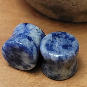 Pair of Blue Spot Jasper Organic Stone Saddle Plugs Ear Gauges Tunnels 6g 4g 2g 0g 00g 4mm 5mm 6mm 8mm 10mm