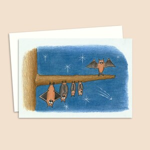 Cartão de felicitações engraçado com morcegos e uma ilustração de desenho animado fofa feita à mão para fazer você sorrir, com espaço em branco para sua própria mensagem