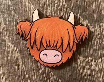 Leuke pin-badge Highland Cow - Schots cadeau - lasergesneden houten broche - Heilan Coo-accessoires - Hairy Coo