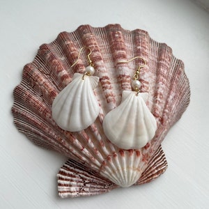 Seashell Earrings - Shell Dangle Earrings - Natural Shell Earrings - Mermaid Earrings -  Beach Earrings - Wedding Earrings