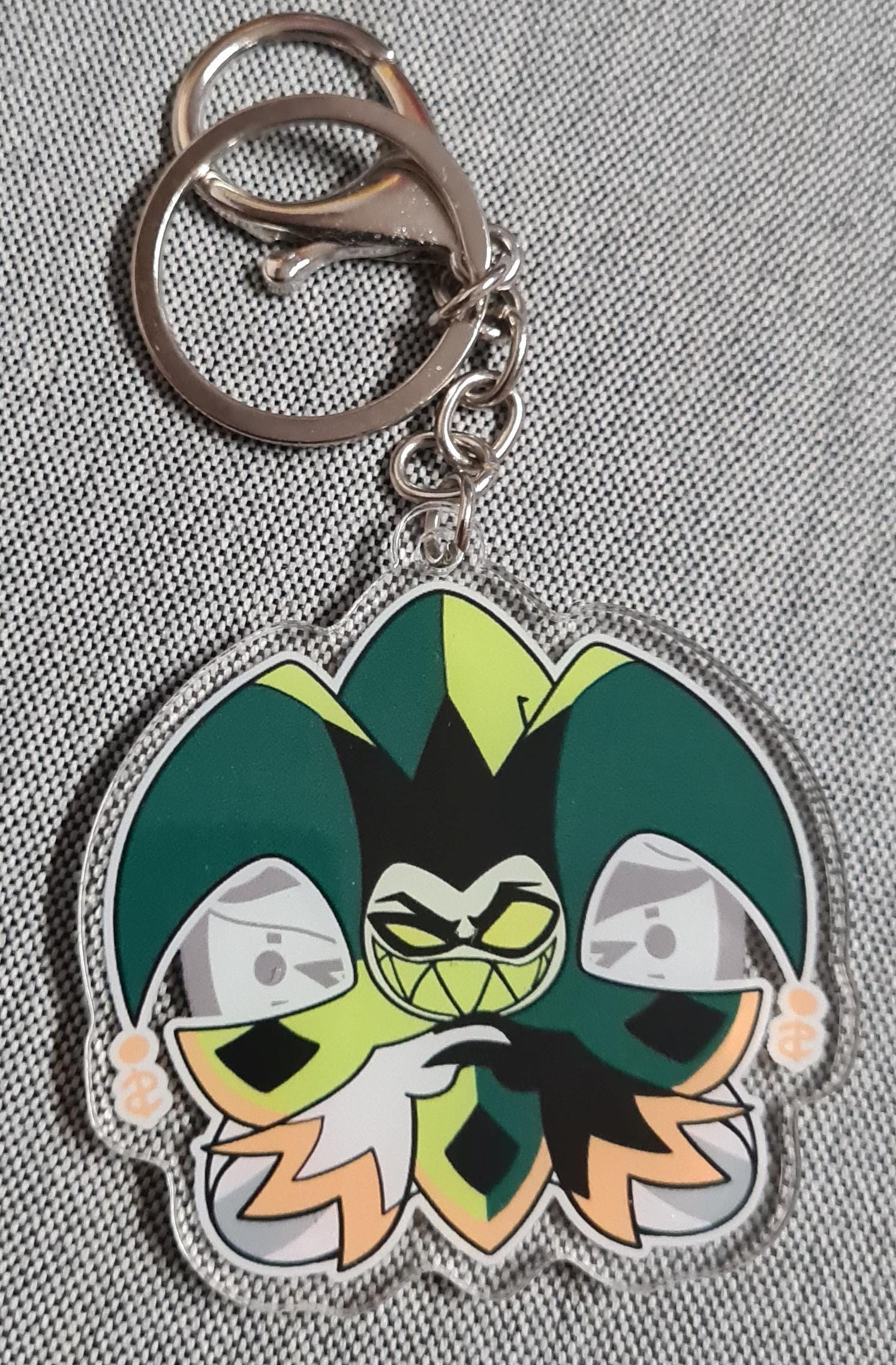 ヘルヴァボス マモン ピンバッジ キーホルダー Hazbin hotel mammon - Etsy 日本
