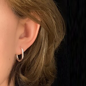 Sterling Silver Oval Earrings ,925 Sterling Silver Ovate minimalist earrings, Huggie Earrings,gift for her