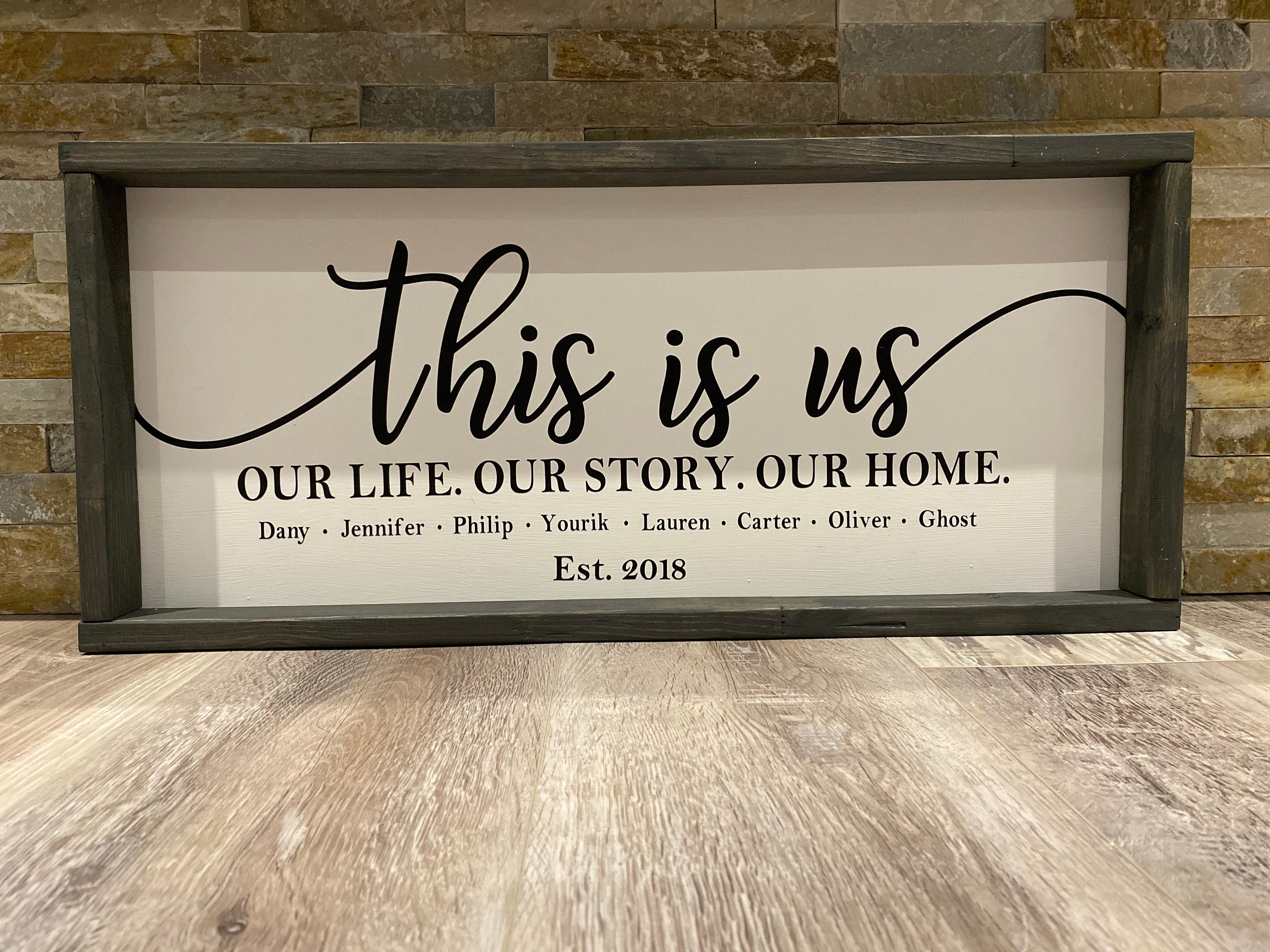 Custom "this is Us" Family Wood Sign | Farmhouse Decor - Etsy