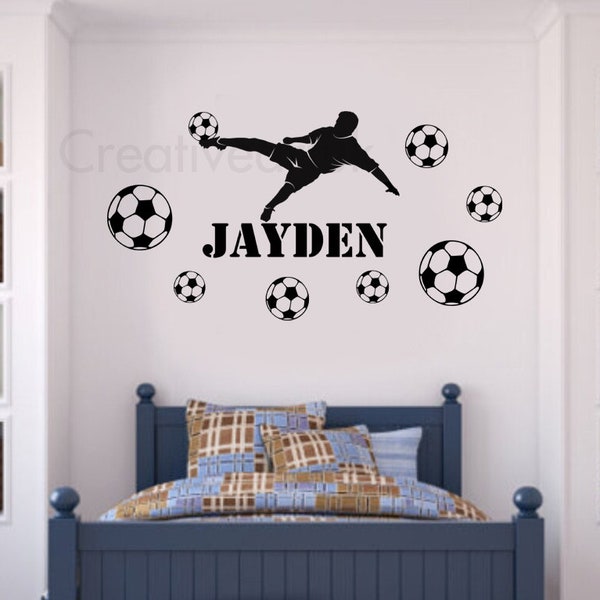 Personalisierter Fußballspieler Jungen / Mädchen Schlafzimmer Wandaufkleber Personalisierte Fußball-Wand-Kunst-Dekor