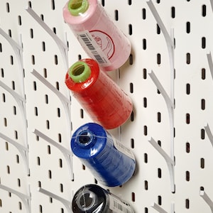 Bobbin Holder for 1000-5000 Yards Sewing Embroidery Gutermann Moon Madeira compatible with Ikea Skadis Pegboard holds 3 large cones