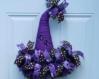 Witch hat wreath, Halloween deco mesh witch hat, Witch hat door hanger, Halloween witch wreath, Halloween door decor, Best seller witch hat