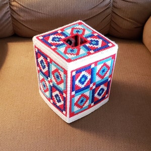 Patriotic Tissue Box Cover/Americana Tissue Box Cover/Red, White and Blue Tissue Box Cover/Plastic Canvas Tissue Box Cover