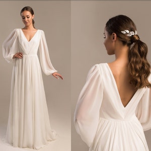 Wedding dress long sleeves. Minimalist bridal dress, modest wedding dress, simple wedding dress Charlotte