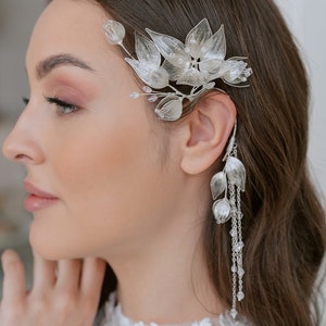 Floral ear cuff, Ear cuff, Gold Ear Crawler Earrings, Ear Cuff no piercing, Modern bridal cuffs, Wedding Minimalistic Ear Wrap Earrings P300