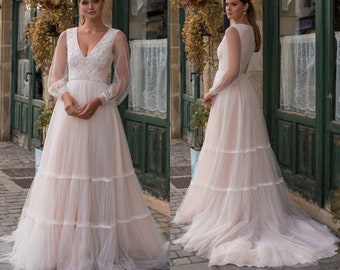 Robe de mariée manches longues vente finale 60% taille XS. Robe de mariée blush, robe de mariée victorienne, robe de mariée vintage Adriada