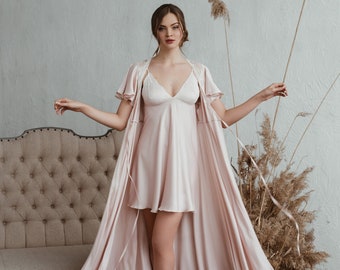 Bridal nightgown, wedding robe. Bridal nightgown and robe set, silk bridal nightgown and silk robe Vivien