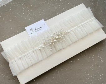 Ivory Tulle Garter with Pears and Crystals, Garter with Unique Accessory Wedding garter Ivory Lace Garter Bridal П313