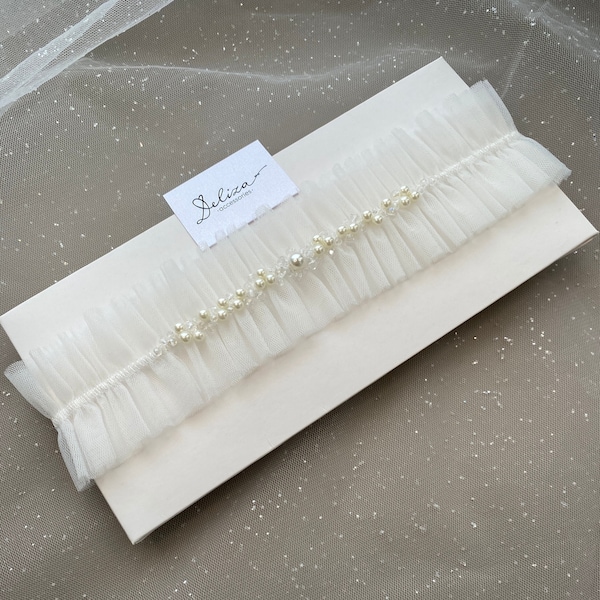 Bridal Pearl Garter Wedding Ivory Mesh Garter Bride garter set Classic Bridal Lace Leg Garter Handmade Garter for Bride П312