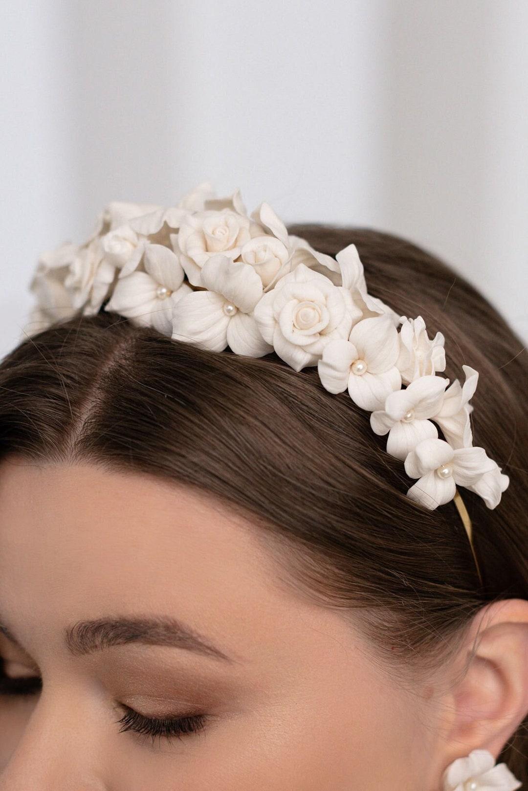Bridal Headband Ceramic Roses Flowers. Clay White Roses and Flower Gold  Tiara, Porcelain Bridal Flower Crown, Gold Bridal Headband 