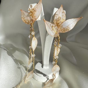 Luxury Bridal Earrings Gold Leaf Earrings Statement Wedding Earrings, Elegant Drop Earrings Resin Floral Long Chandelier Earrings