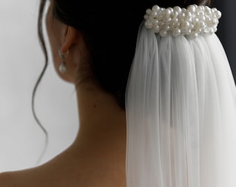 Wedding veil, pearl bridal veil. Chapel length wedding veil with pearl comb, Long wedding veil, Elegant tulle wedding veil