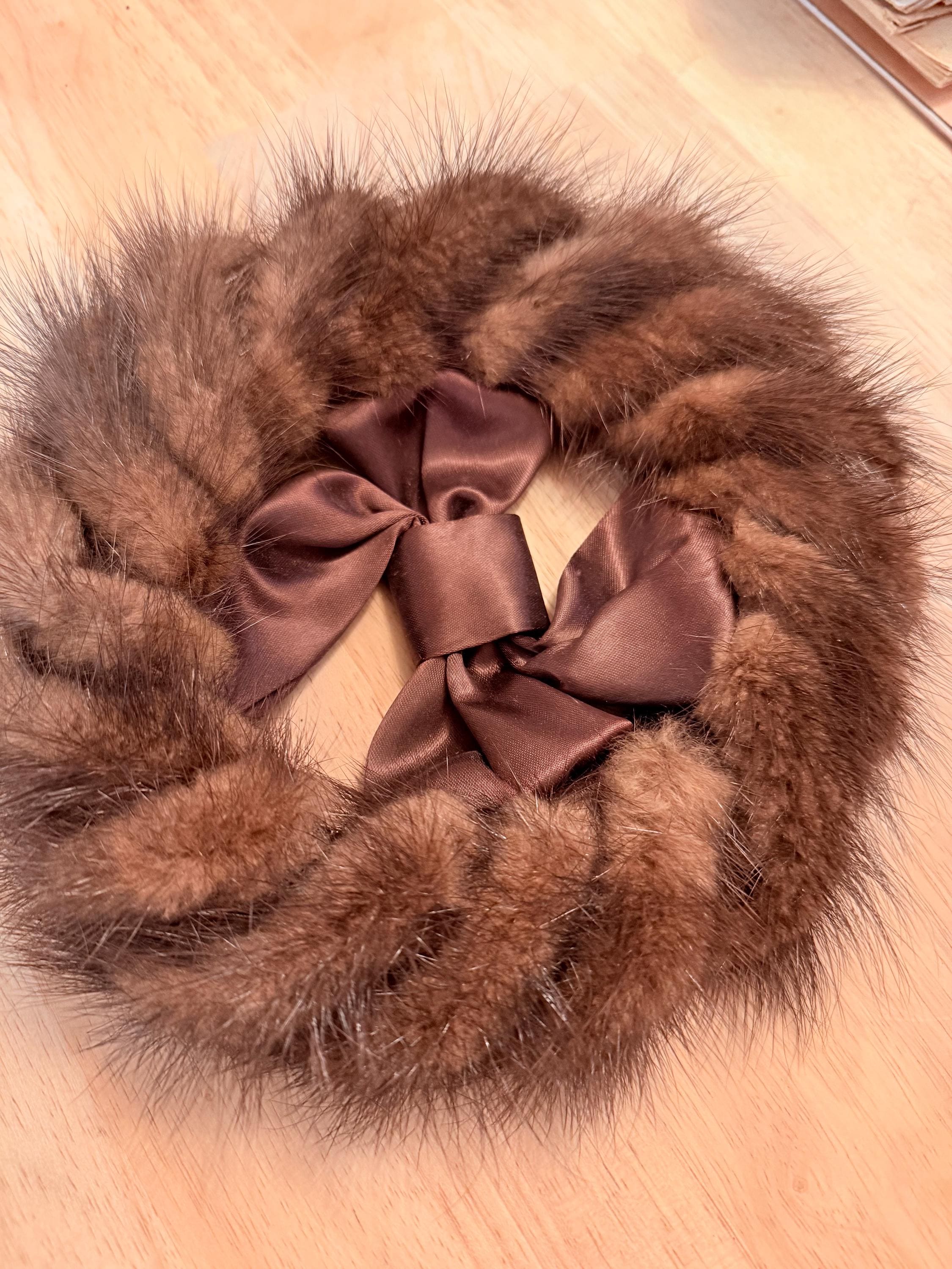 Vintage Dark Brown Mink Fur Hat Teddy’s Boston 1950s 1960s Pillbox 1960 TRUE Vintage MINK FUR HAT~Dark BROWN PILLBOX w/SATIN  main image 2