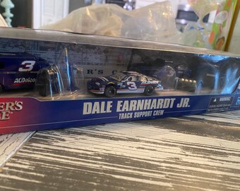 1999 Dale Earnhardt Junior support track crew
