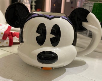 Walt Disney Authentic DISNEY 3D 16 oz Large MUG - Mickey Mouse - coffee Cup - never UseD