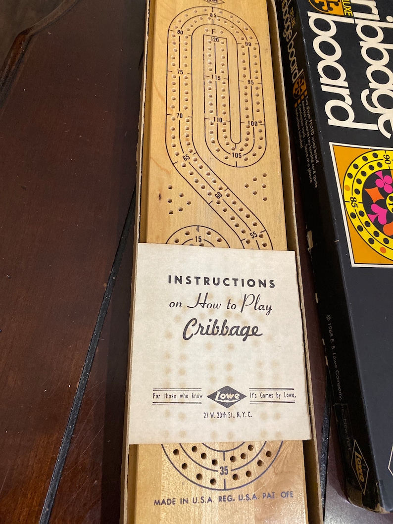 Vintage 1968 Lowe Cribbage Board Game With All the Pieces, Contains
