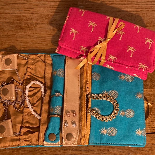 Jewellery travel roll in gold tropical themed fabric. Jewellery storage bag. Jewellery organiser. Jewellery wrap pouch. Unique gift for her.