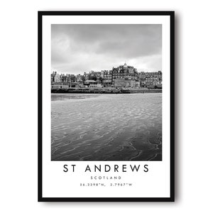 St Andrews Travel Print, St Andrews Poster, Unique Wallart Decor, Black and White Home Decor,  St Andrews Minimalist Wallart A1/A2/A3/A4/A5