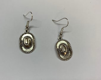 Silver Cowboy Hat Earrings: Western Cowgirl Rodeo Jewelry
