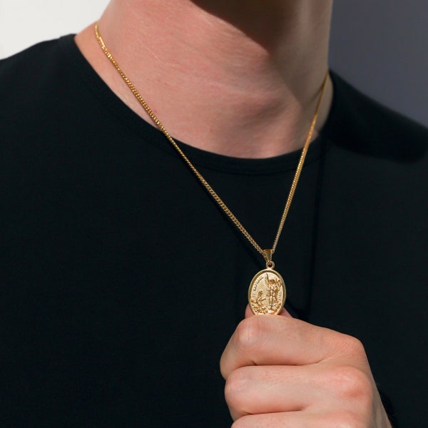 Pendentif St Raphaël en or 18 carats Médaille Saint Raphaël Archange Raphaël Collier protecteur pendentif collier pour homme cadeau pour homme petit ami cadeau