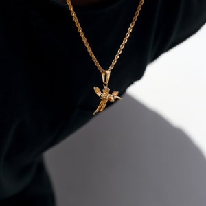 Colgante de Cupido en plata de 18 quilates, ángel de la guarda, collar para hombre. Colgante de Cupido para hombre. Colgante de Cupido dorado, collar de Cupido para hombre, regalo para novio. imagen 7