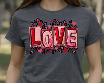Roze hart Leopard Love-shirt met print, comfortkleuren valentijnsshirt