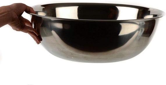 16 Quart Large Stainless Steel Mixing Bowl Baking Bowl, Flat Base