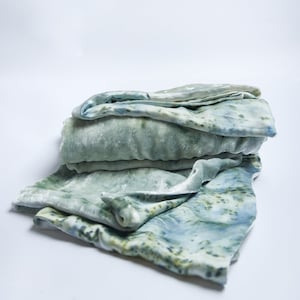 Silk & Silk Velvet Blanket | Bedding | Throw Blanket | Botanical Dyed Green | Charmeuse silk | Silk Velvet | Custom available Active