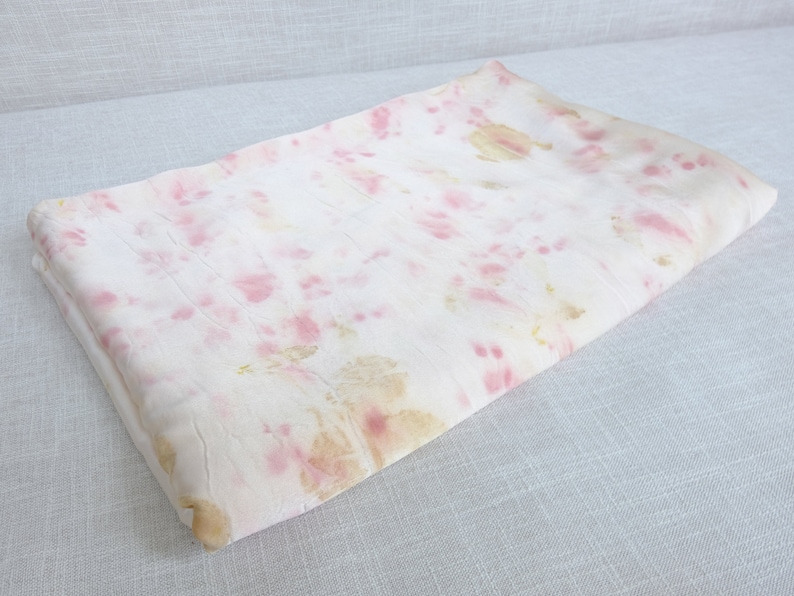 Silk & Silk Velvet Blanket Bedding Throw Blanket Botanical Dyed Pink Charmeuse silk Silk Velvet Custom available Active image 8