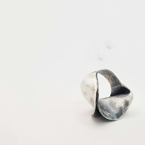 Vintage modernist ring, oxidized jewelry ring, minimalistic silver ring, unique handmade jewelry, birthday gift for best friend female, art image 4