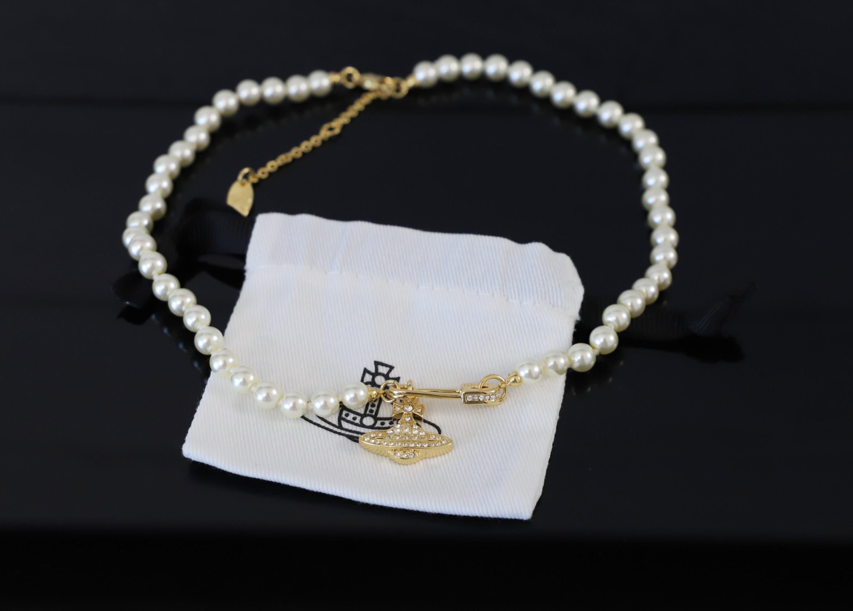 Vivienne Westwood Gold Lucrece Pearl Pin Necklace - Etsy