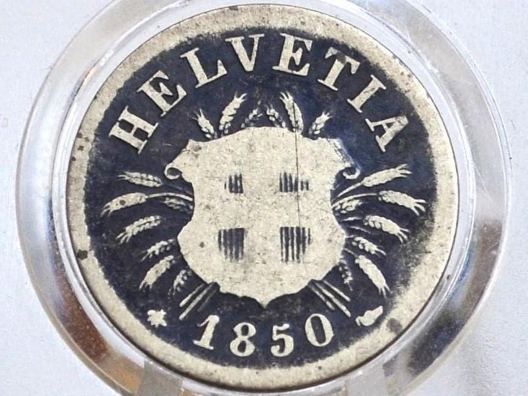 Rarer 1850 Switzerland 5 Rappen - VG Condition - 1850 B Helvetica