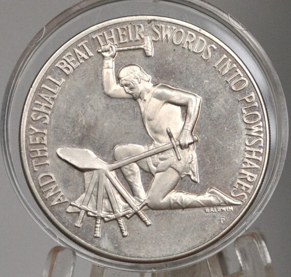 1967 Franklin Mint Peace Medal - 1967 Holiday Greeting Medal