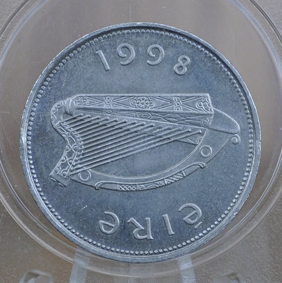 1990年代アイルランド1ポンド硬貨 - 良好な状態 - 1990年1ポンド硬貨