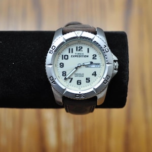Antique Timex Expedition Men&#39;s Indiglo Rotating Bezel Watch - Vintage Timex Expedition Watch - WR100M - Not Working