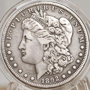 Dólar de Prata Morgan 1892-S - Escolha por Grau/Condição - Casa da Moeda de São Francisco Dólar Morgan 1892 1892S, Data Chave