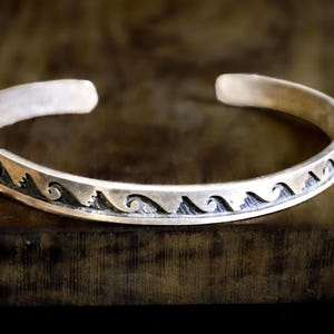 アクセサリー Navajo Wave Sterling Bangle Navajo Wave - Etsy