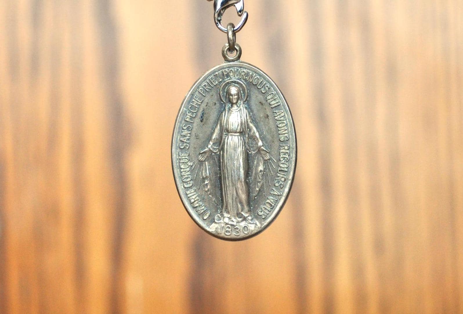 1830 Mary Pendant - Etsy