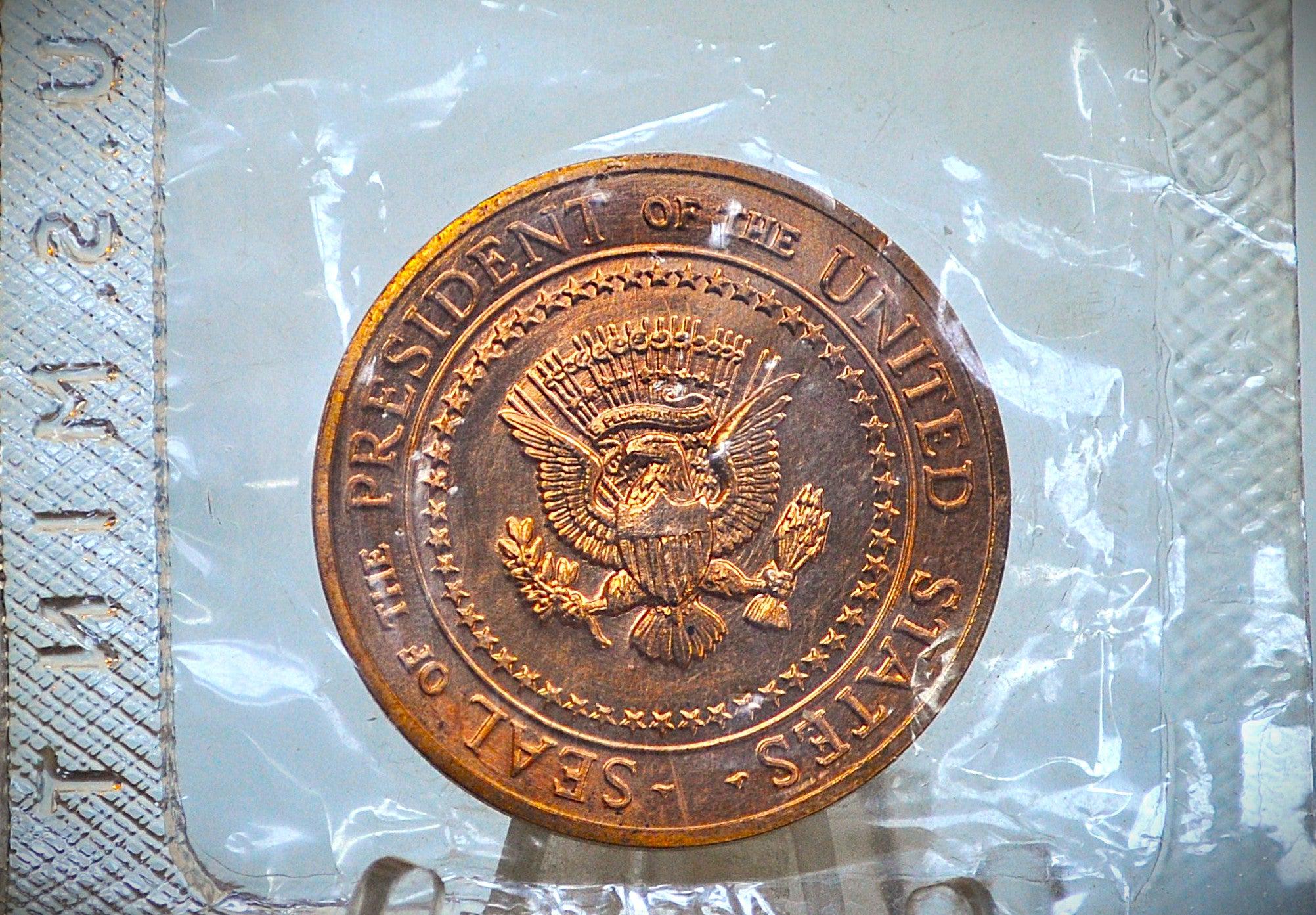 The White House Seal of the President of U.S. Token - Bronze Medal