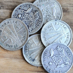 1937~1943年英国3ペニーコイン
イギリス3ペンス 50個
ブラス美物 Three pence 1943 - Etsy 日本