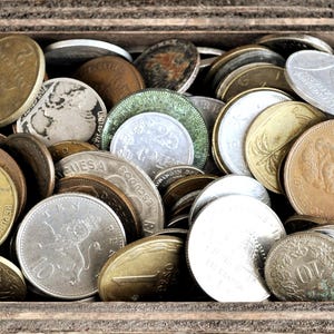 Coins & Tokens by the Pound, Free Shipping! - Americas, Europe, Asia, Africa - US Coins and Many others - Old Coins, Proof Coins, Cool Coins