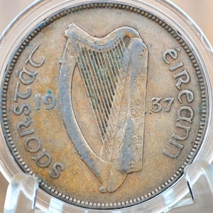 Irish 1 Penny Coins! - Choose by Date - Vintage Irish One Cent Coin Ireland - Hen with Chicks Design - Great for Gifts, Jewelry, 30&#39;s 40&#39;s+