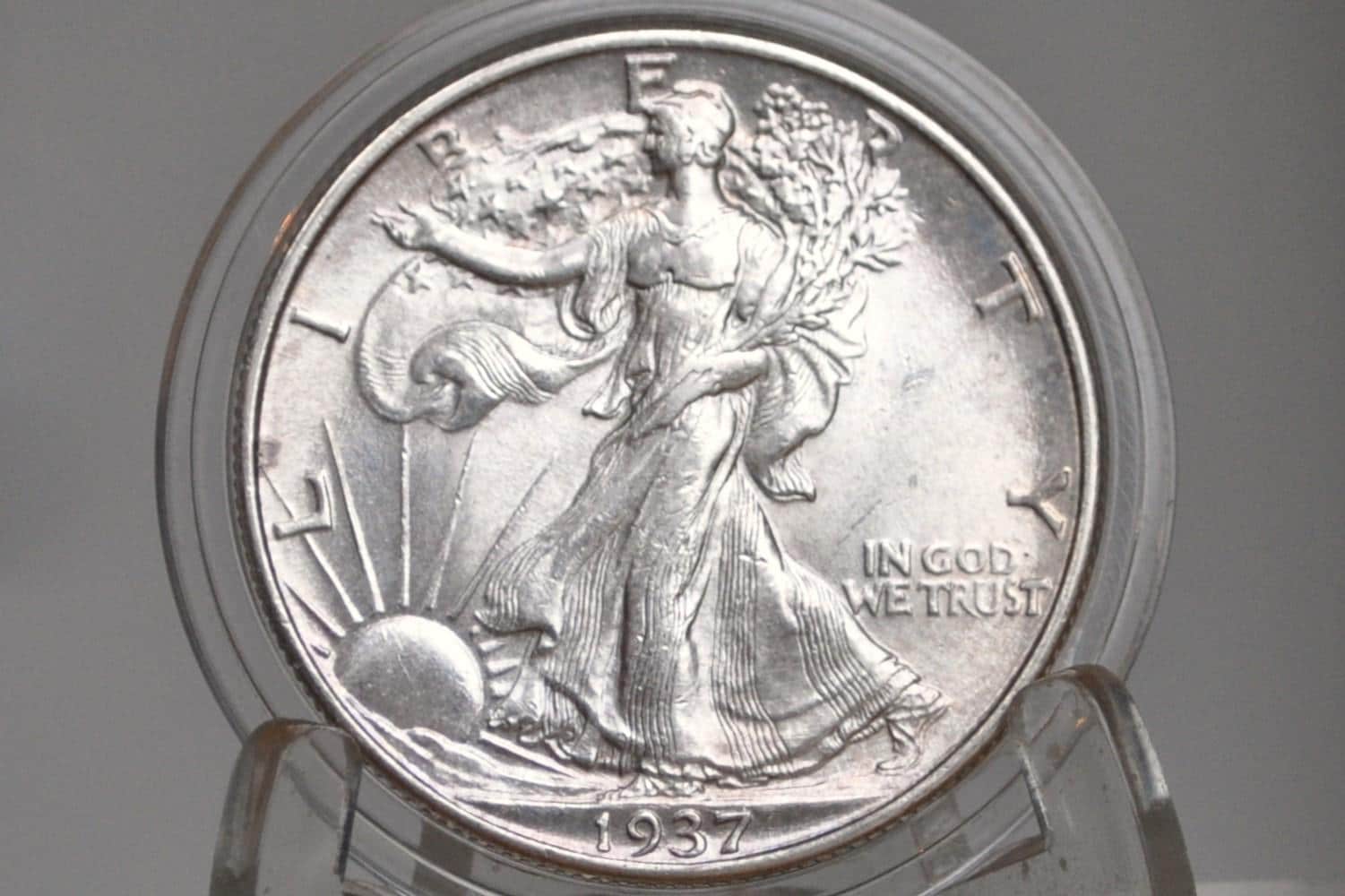 ヴィル・ド・セダン 銀メダル 1937年 1937 Walking Liberty Silver Half Dollar - Choose by Grade