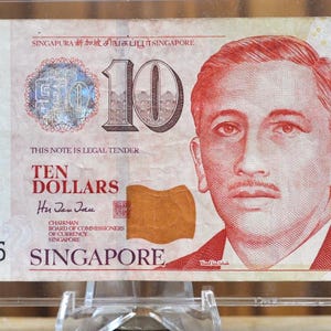 Singapore 2 Dollars Banknote Presiden Ericik Yusof Bin Ishak